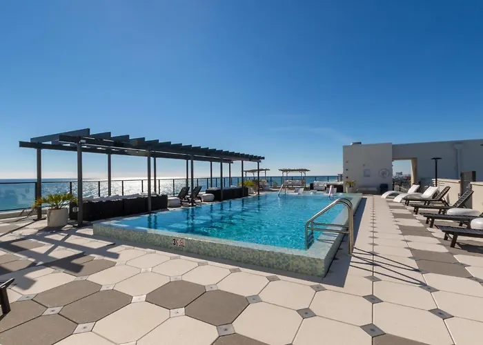 Holiday home Elegant 6 Bedroom With And Views, 2 Large Balconies, Next To The Hangout! Gulf Shores
