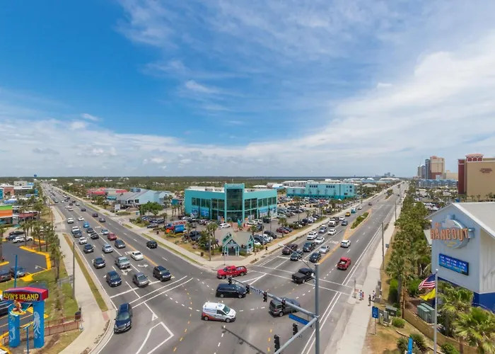 Elegant 6 Bedroom With And Views, 2 Large Balconies, Next To The Hangout! * Gulf Shores