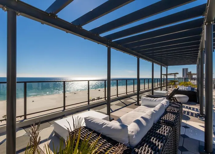Elegant 6 Bedroom With And Views, 2 Large Balconies, Next To The Hangout! *
